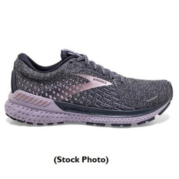 Brooks Shoes - BROOKS ADRENALINE Ombre Grey and Lavender Running Shoe in a Women's size 8 Med